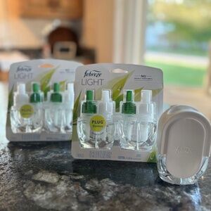 Frebreze “Light Bamboo” Scent air freshener